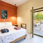 Martinia Pool Getaways - Majestic Panoramic Views *