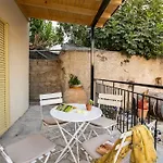 Martinia Pool Getaways - Majestic Panoramic Views Apartment *