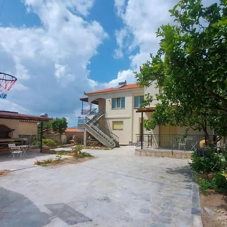 Martinia Pool Getaways - Majestic Panoramic Views *