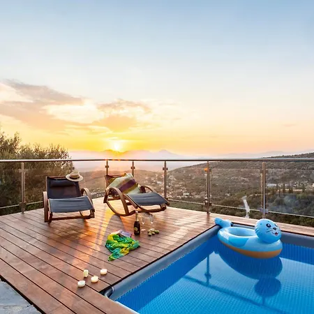 Martinia Pool Getaways - Majestic Panoramic Views *