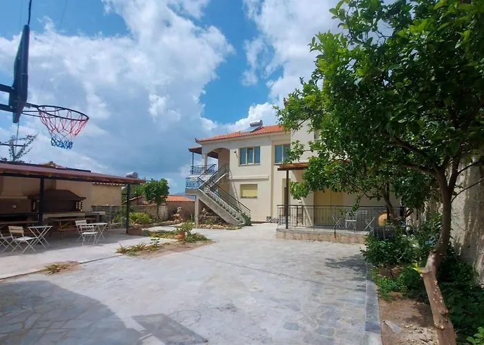 Martinia Pool Getaways - Majestic Panoramic Views *