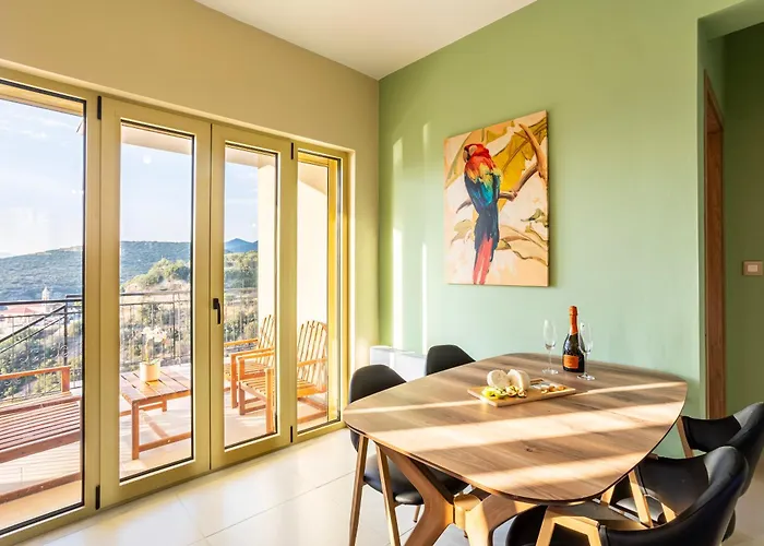 Apartament Martinia Pool Getaways - Majestic Panoramic Views *