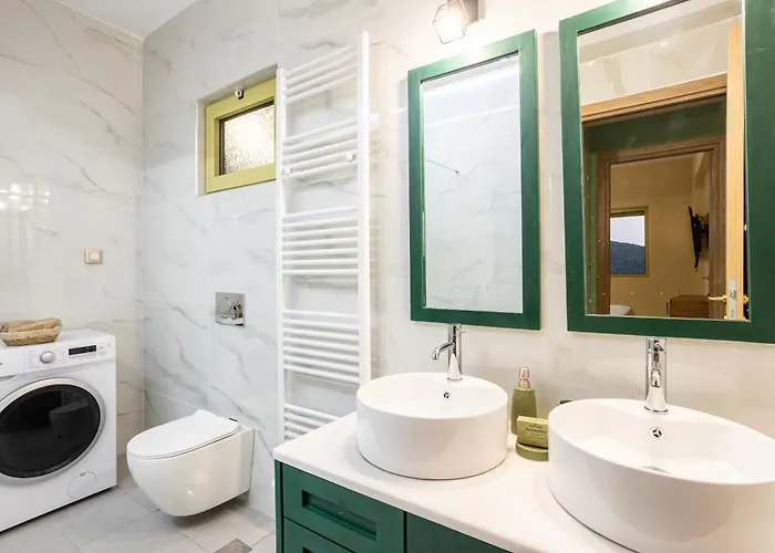 Apartament Martinia Pool Getaways - Majestic Panoramic Views *